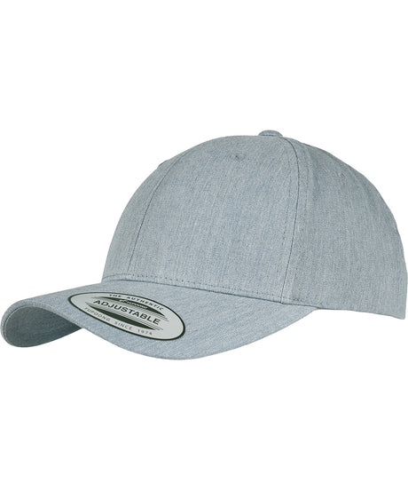 Flexfit by Yupoong Curved classic snapback